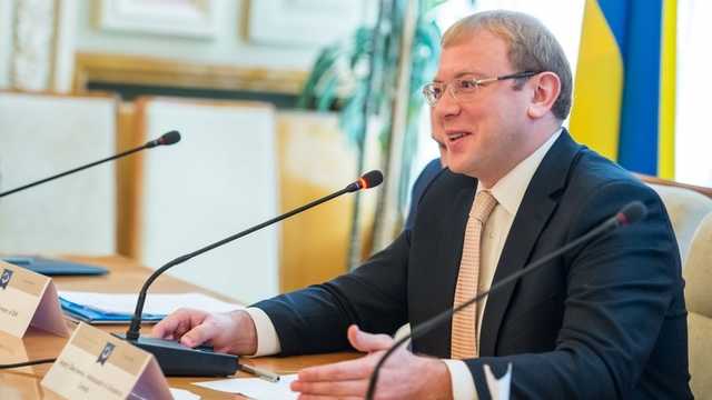 Прокуратура начала расследование по делу о госизмене посла в Канаде