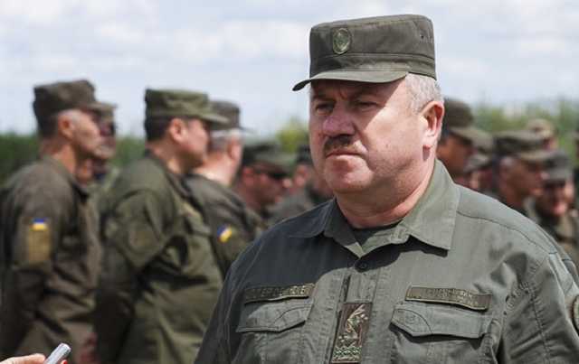 Порошенко уволил командующего Нацгвардии