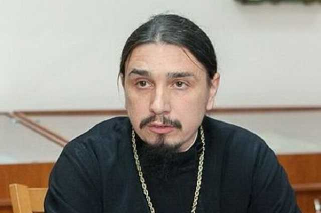 Скандальний запорізький священик закликав воїнів УПА покаятися