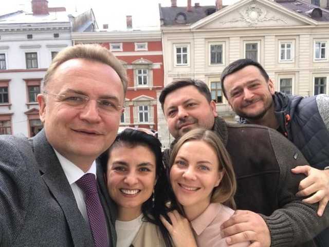 Передвиборче розлучення: куди і чому ідуть депутати "Самопомочі"