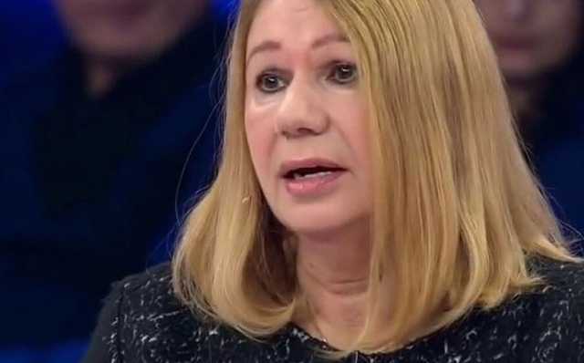 Мать Бережной подала в суд иск о запрете Парубию подписывать языковой закон