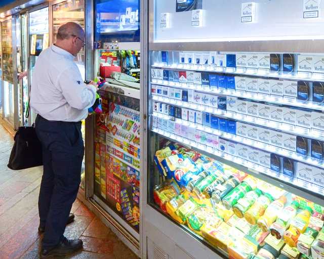 В Киеве решили запретить выкладывать сигареты на витринах и кассах