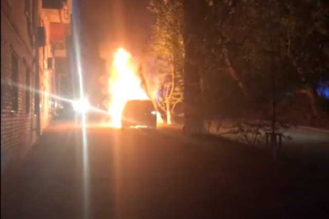 В Киеве сожгли машину известного политолога из Крыма