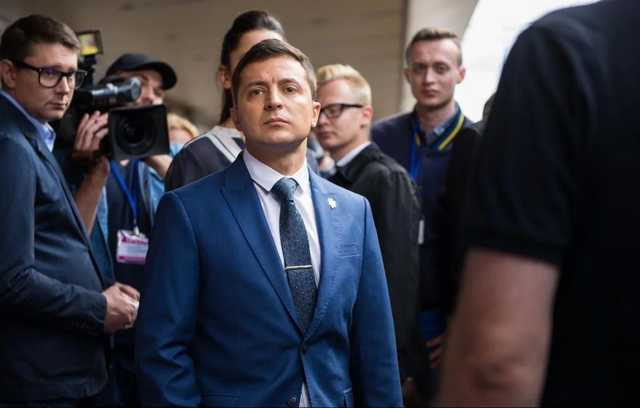 Чиновники Зеленского: Каких кадровых решений стоит ждать от нового президента