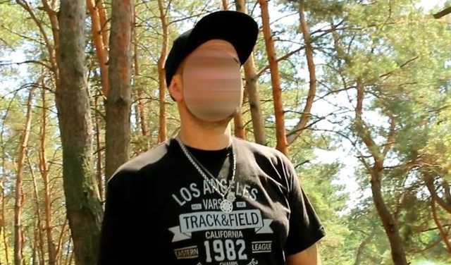 Мужчина снимал порнографические фото с участием 15-летней дочери, - киберполиция