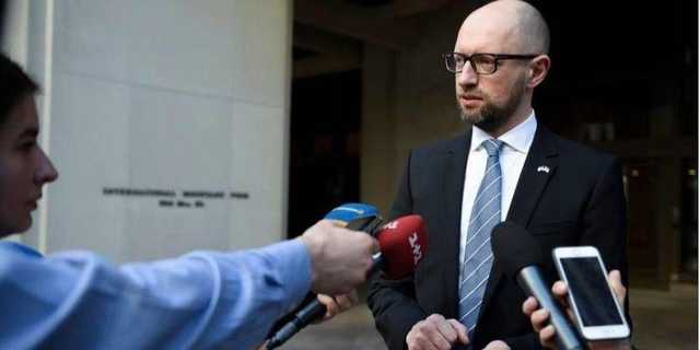 «Требуем немедленно удалить!»: у Яценюка озаботились фейками в Фейсбуке