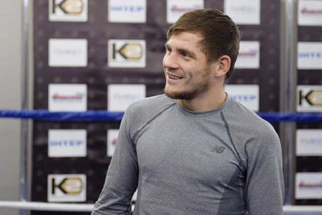 Известный украинский боксер собрался в политику