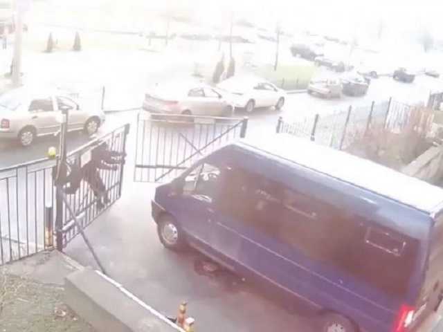 "Шикарная работа спецназа": в сети высмеяли нелепую "погоню" в исполнении Росгвардии