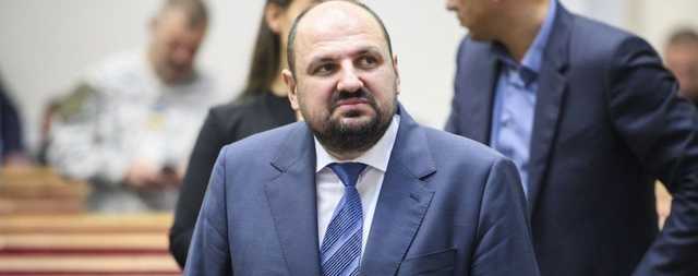 Админсуд Киева открыл производство касательно иска Розенблата к Порошенко и Сытнику