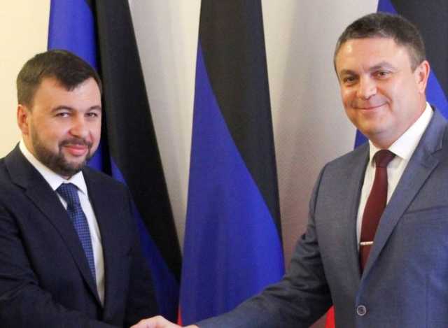 Главари “ЛДНР” отправились в “секретную” поездку в Россию