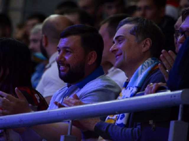 Главарь "ДНР" Пушилин "засветился" в компании Суркова