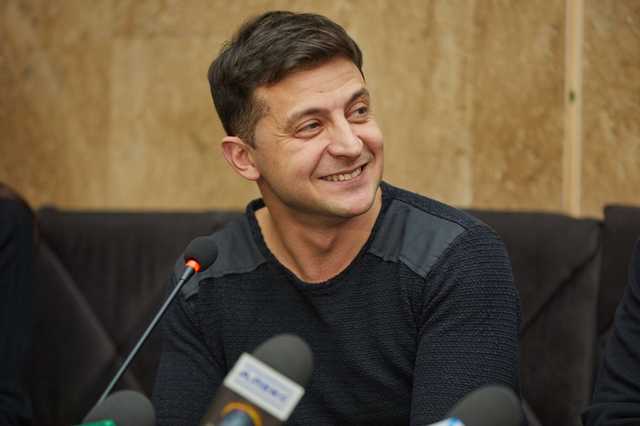 Зеленський видалив всі новини про Порошенка