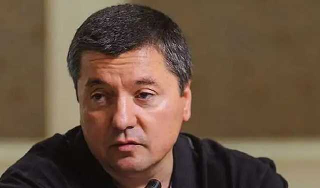 "Д*билы?" Политолог вскипел из-за Зеленского и его сторонников