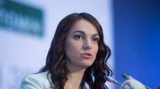 Первые дни работы Зеленского спровоцировали внутренний кризис, - Гопко