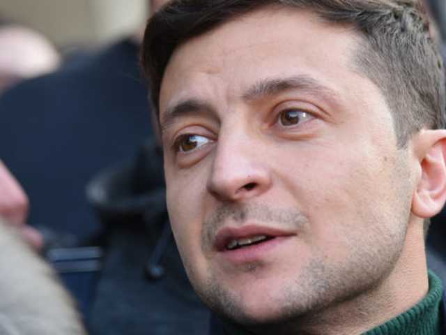 Петиция «За отставку Зеленского» уже набрала 25 тысяч подписей: ее обязаны рассмотреть