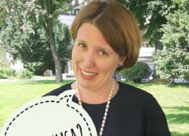 Посол потроллила Зеленского из-за его слов о "старушке Великобритании"