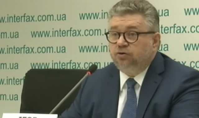 Адвокат Порошенко заявил о политических преследованиях своего клиента