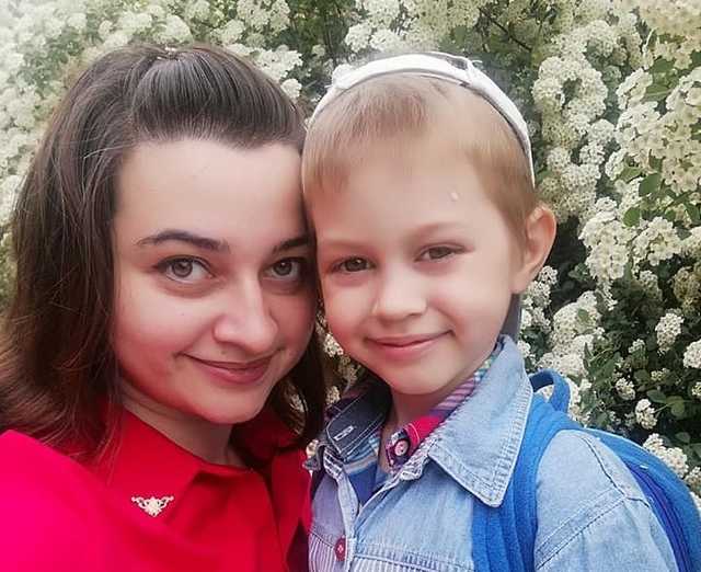 Держала малыша на руках: в Мариуполе в ДТП разбилась семья