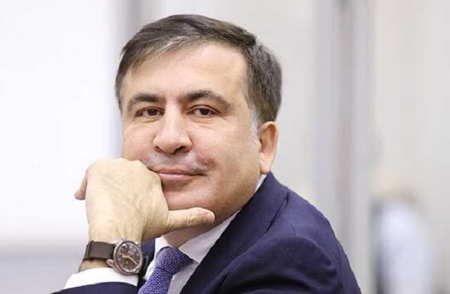 "Миша! Миша!" Саакашвили встретили в "Борисполе" гимном и волынками