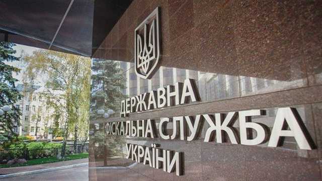 Жена руководителя внутренней безопасности ГФС имеет пять незадекларированных ресторанов, – активист