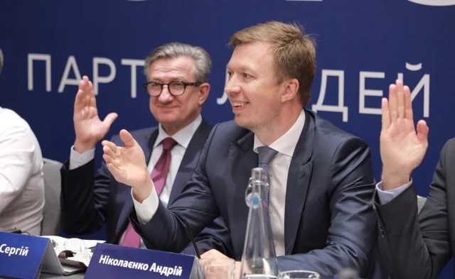 Партия Таруты пойдет на выборы в составе «Батькивщины»