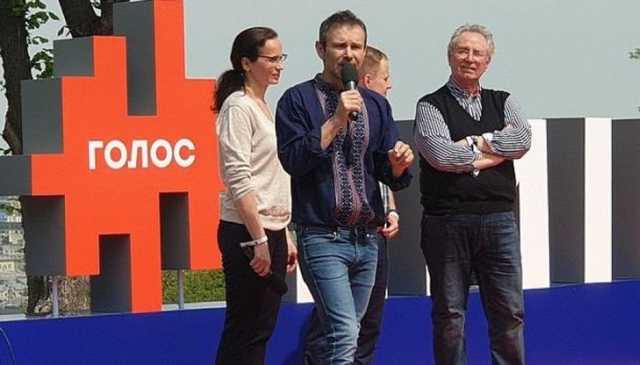 Вакарчук запросив до своєї політичної команди «саперів» та «мінерів»