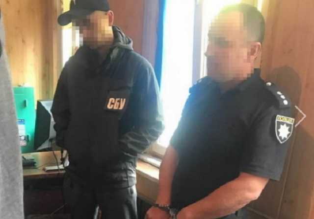 На Житомирщине СБУ разоблачила на взятках двух полицейских