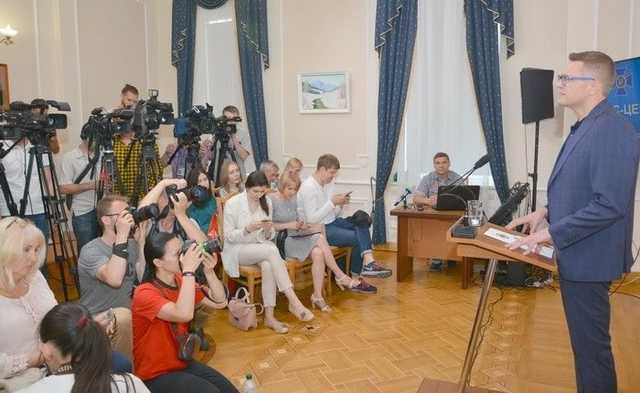 Владимир Бойко: “Товарищу Баканову не надо никого призывать к сотрудничеству”