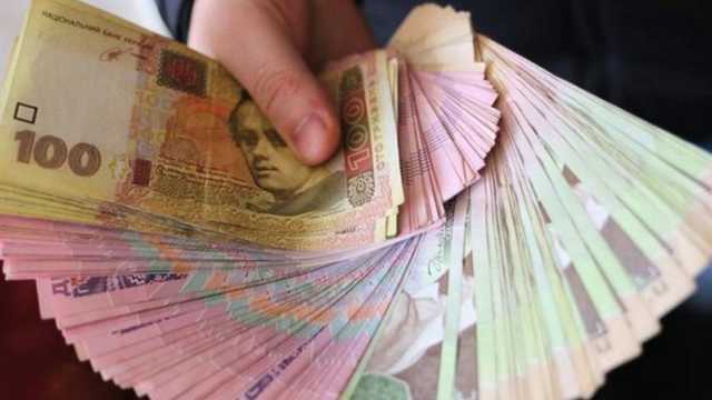 Кабмин принял решение доплачивать бюджетникам в Донбассе