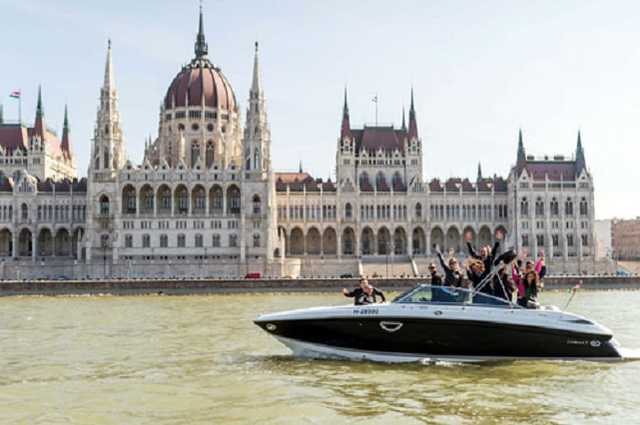 Авария катера в Будапеште: Капитан-украинец причастен к еще одному крушению