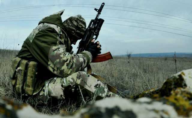 Военным не нужно получать разрешение на ответный огонь, - Генштаб