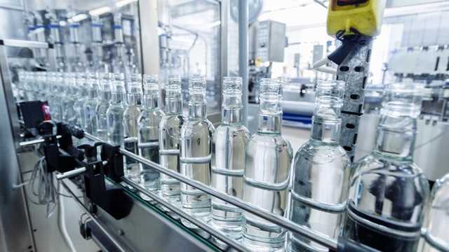 “ЛНР” виробляє фальсифікований алкоголь, який відправляють до країн Євросоюзу