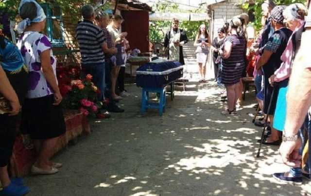 С бойцом 17-й танковой бригады Александром Лыном, погибшим на Донбассе, простились на Днепропетровщине