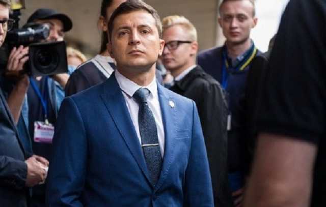 На съезде «Слуги народа» назовут только партсписок, - СМИ