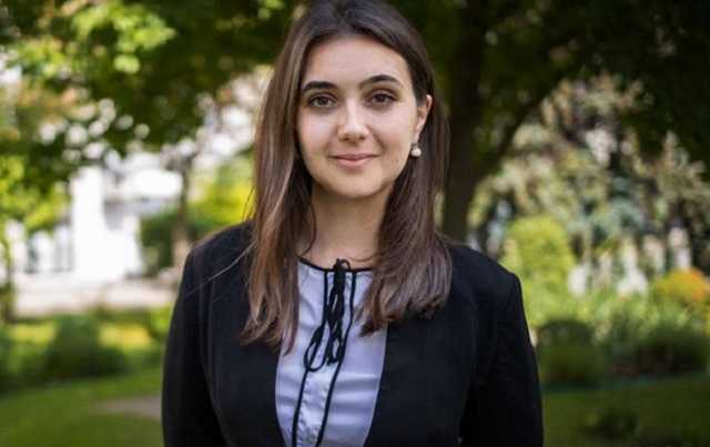 Стало известно, сколько зарабатывает пресс-секретарь Зеленского