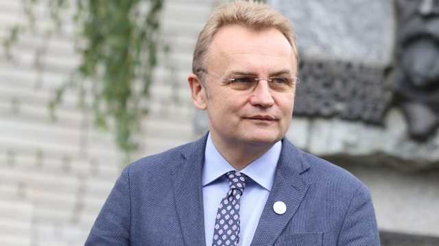 Садовой предложил Вакарчуку встретиться для согласования общих кандидатов на округах для выборов в Раду