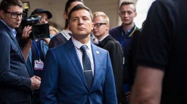 «Happy B-Day, Mr President». Зеленский поздравил Трампа