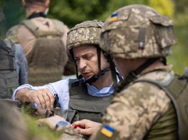 Зеленский сегодня едет на Донбасс