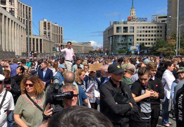 В Москве снова взбунтовались против Путина из-за Голунова: фото и видео