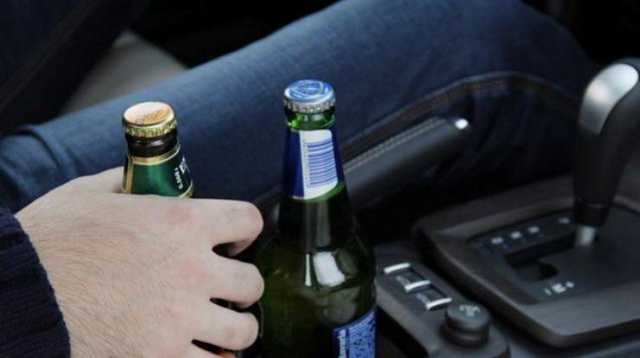 В Запорожье пьяный мужчина сбил на авто свою жену