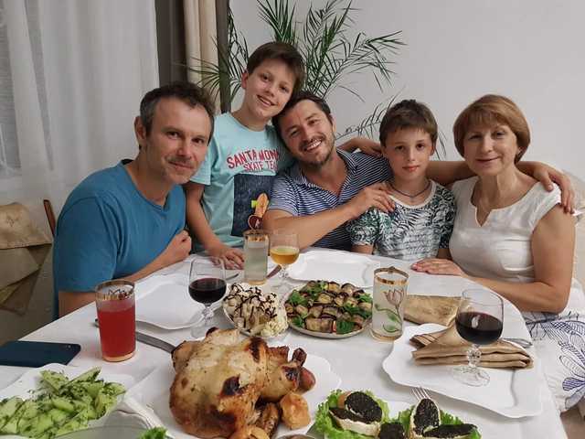 «Пинчуковские шестерки наконец то в сборе»: Соцсети разозлило фото Притулы с Вакарчуком