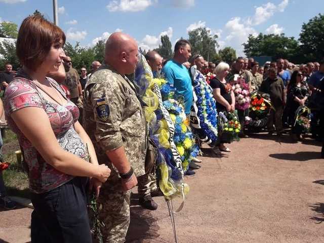 В Кропивницком простились с воином Павлом Тихоновым, погибшим на Донбассе