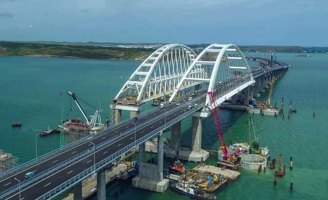 Строителей Крымского моста «кинули» на 400 миллионов рублей, они просят Путина помочь