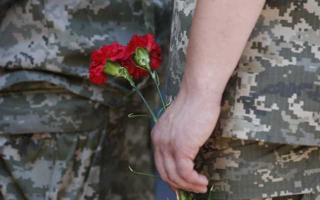 На Донбасі загинув український військовий, ще вісім отримали поранення