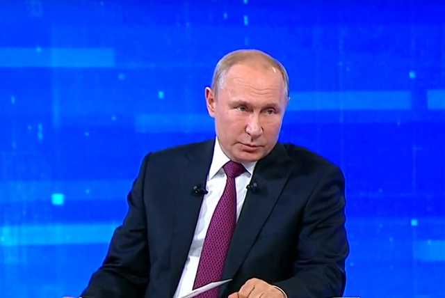 Новый хит: в Грузии тысячи протестующих перепели песню "Путин ху@ло"