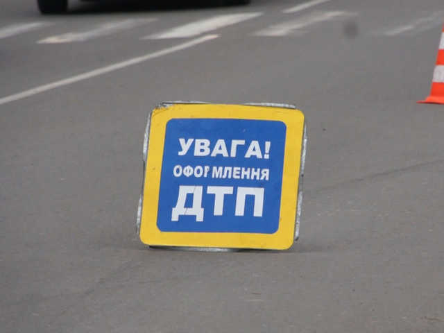 В Бердянске водитель сбил 50-летнюю женщину, переходившую дорогу