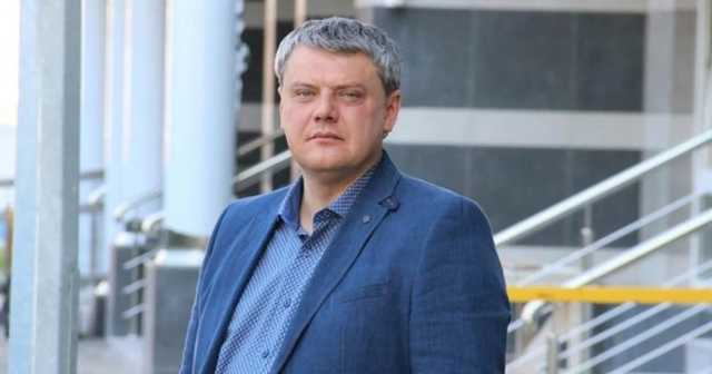 Махинации с жильем НГУ: суд разрешил гендиректору «Укрбуда» не носить электронный браслет