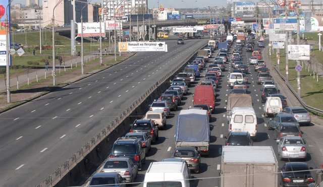 В Киеве вывесили плакат против переименования проспекта Бандеры