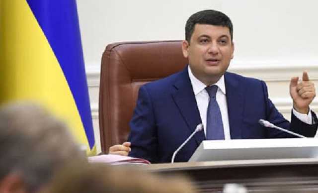 Гройсман трижды пропустил в парламенте час вопросов к Кабмину