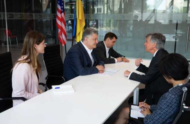 Порошенко закликав провести позачергове засідання РБ ООН для звільнення українських моряків